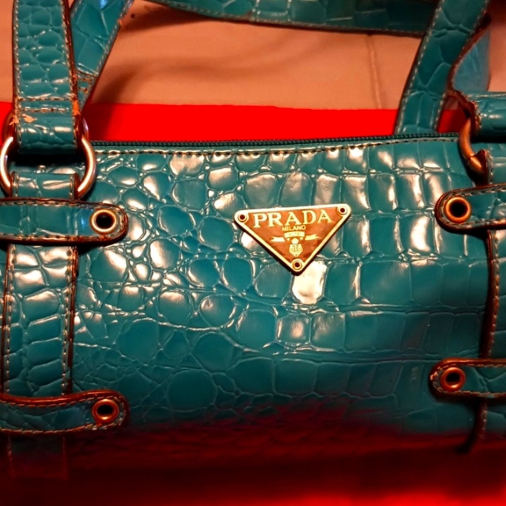 Hand bag
